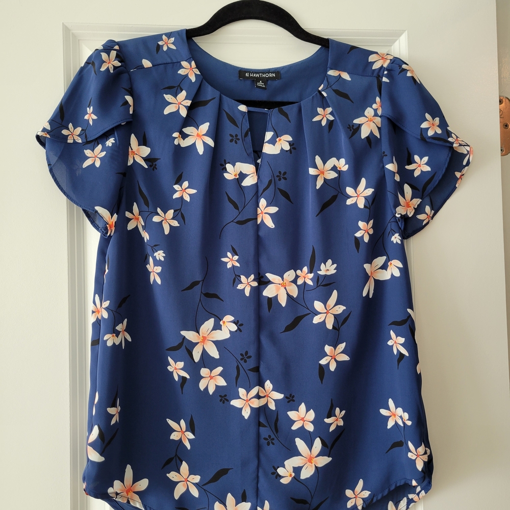 41 Hawthorn Navy Floral Blouse